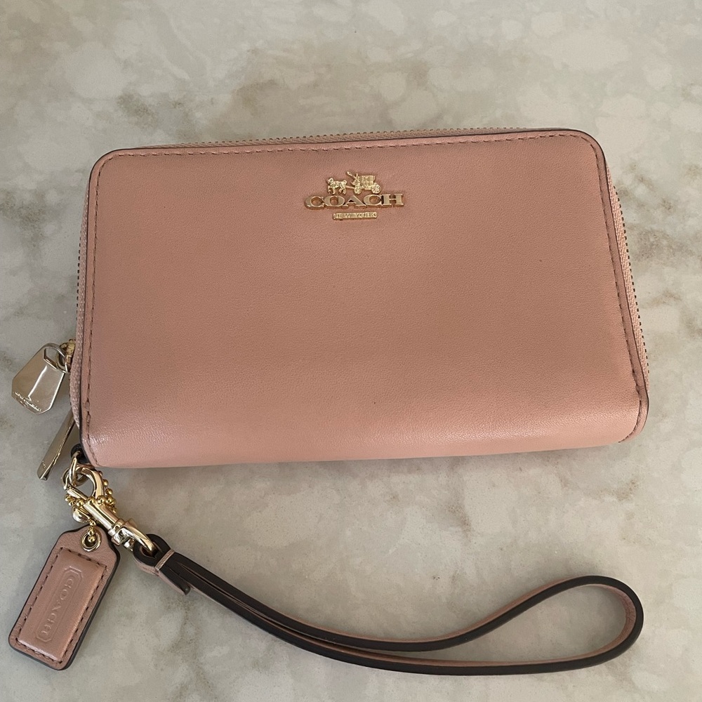 Coach Medium Zip Around Wallet